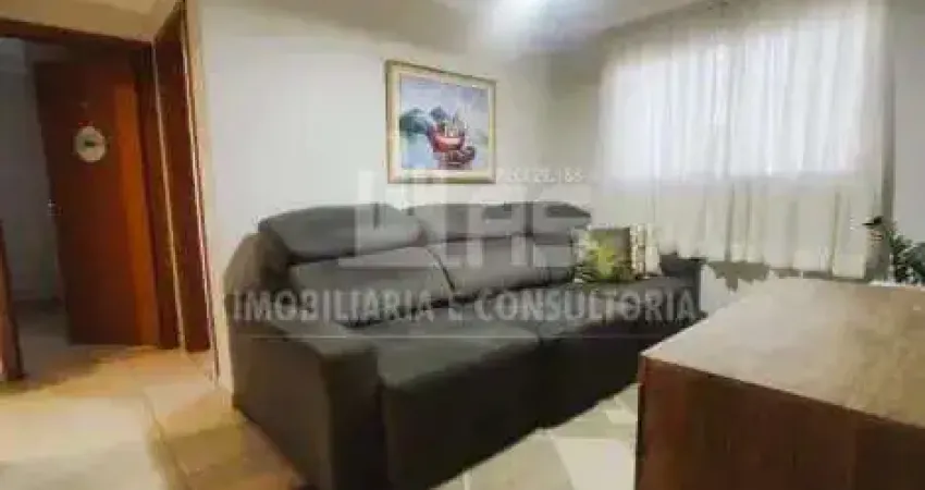 Casa à venda contendo 3 quartos sendo 1 suíte no jardim aeroporto.