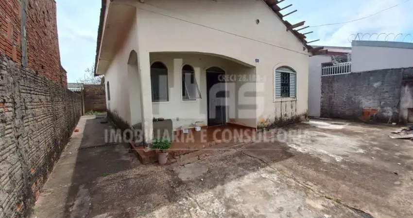 Casa com 2 quartos à venda no Jardim Nacional, Marília 