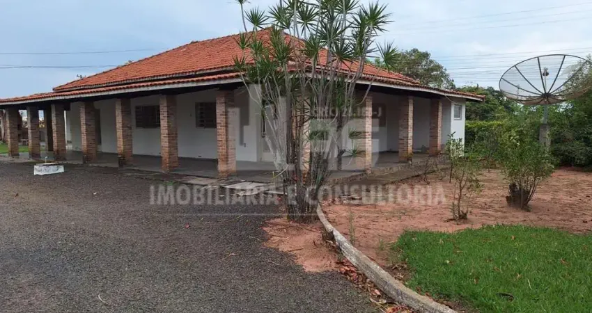 Chácara / sítio com 3 quartos à venda no Centro, Garça