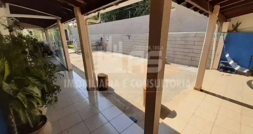 Casa com 3 quartos à venda no Jardim Colibri, Marília