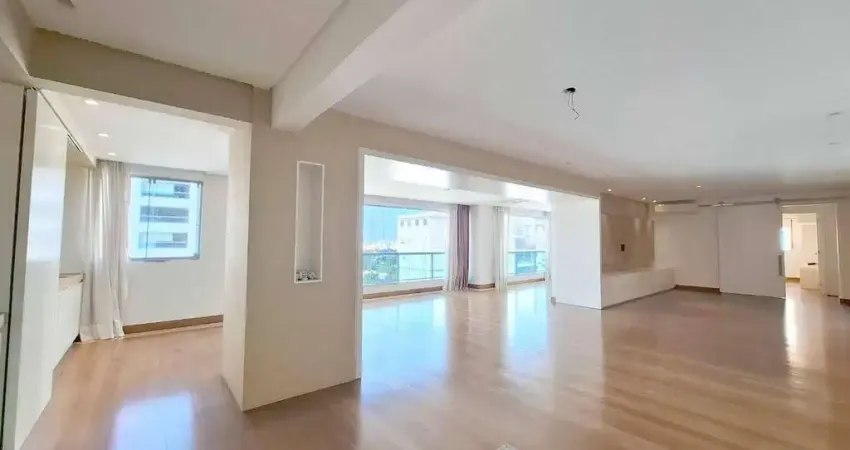 Apartamento à venda na Vila Leopoldina São Paulo SP com 3 dormitórios, 2 suítes, 3 vagas de garagem e 230m²