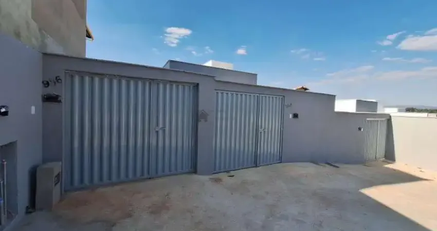 EXCELENTE CASA GEMINAD EM A“TIMA LOCALIZAA‡AƒO DO BAIRRO VILA VERDE EM BETIM