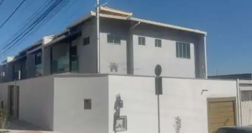 EXCELENTE CASA GEMINADA EM A“TIMA LOCALIZAA‡AƒO DO SAƒO LUIS EM CONTAGEM