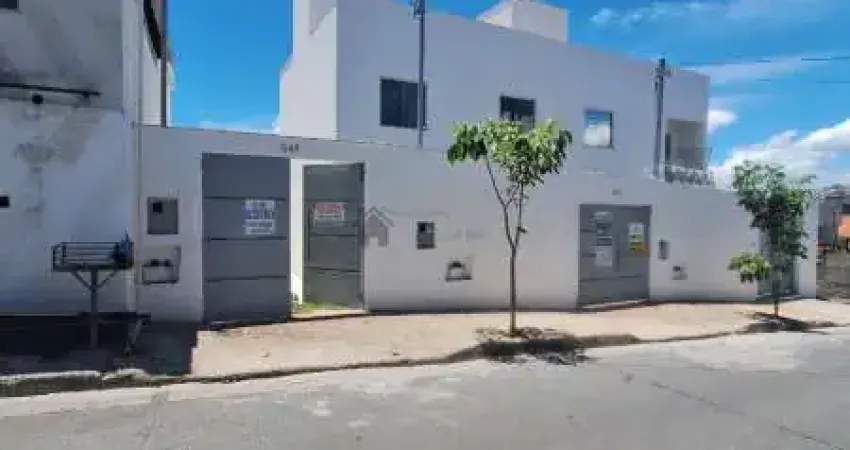 Linda casa geminada triplex na melhor localizaa‡aƒo do bairro vila cristina em betim