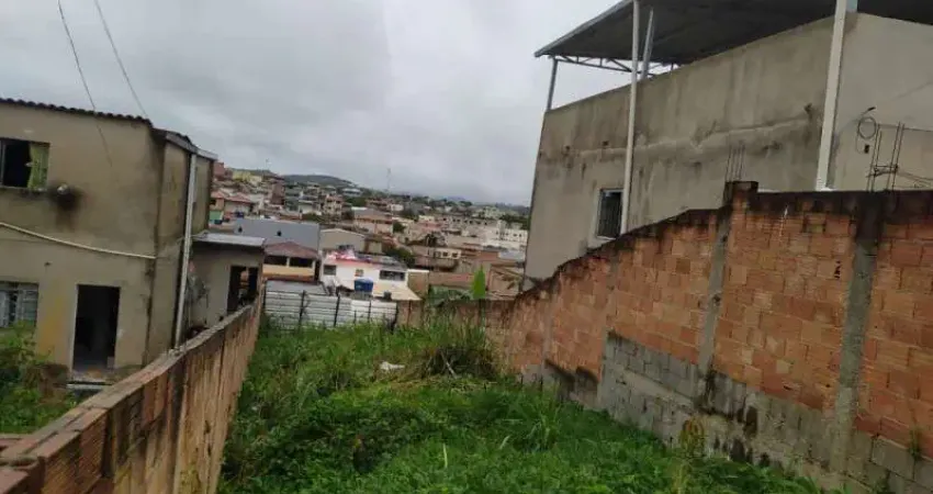 Terreno à venda na Rua Doze, Cruzeiro do Sul, Betim