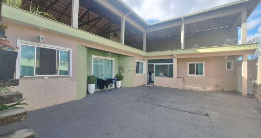 Casa com 3 quartos à venda na Rua Cinquenta e Cinco, Tropical, Contagem