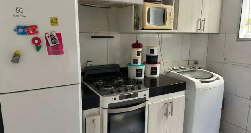 LINDO APARTAMENTO PRIMEIRO ANDAR 02 QUARTOS NO SAPUCAIAS
