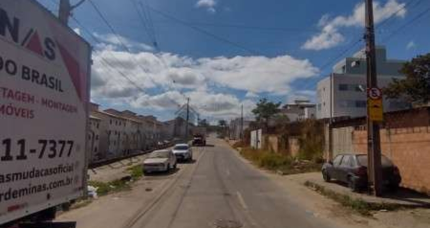 A“TIMO GALPAƒO DE 360 METROS NO DUQUE DE CAXIAS EM BETIM