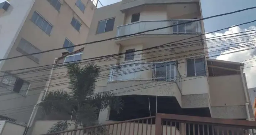 Excelente casa geminada para locaa§a£o, 03 quartos, suite, 03 vagas, bairro europa contagem