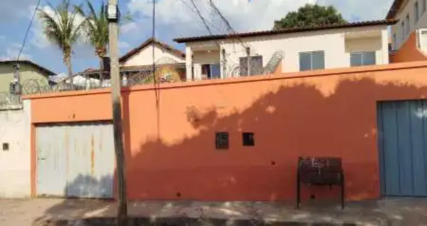 Excelente casa geminada individual na melhor localizaa‡aƒo do bairro novo retiro em esmeraldas