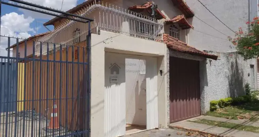 Casa com 3 quartos para alugar na Avenida Padre Joaquim Martins, Alvorada, Contagem