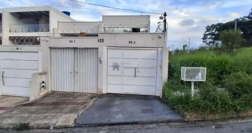 Oportunidade!!! Excelente casa geminada a venda localizada no bairro vale das orquideas.