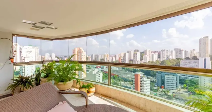 Sensacional apartamento tipo para venda em Vila Andrade com 4 quartos, sendo 4 suítes, 228m²