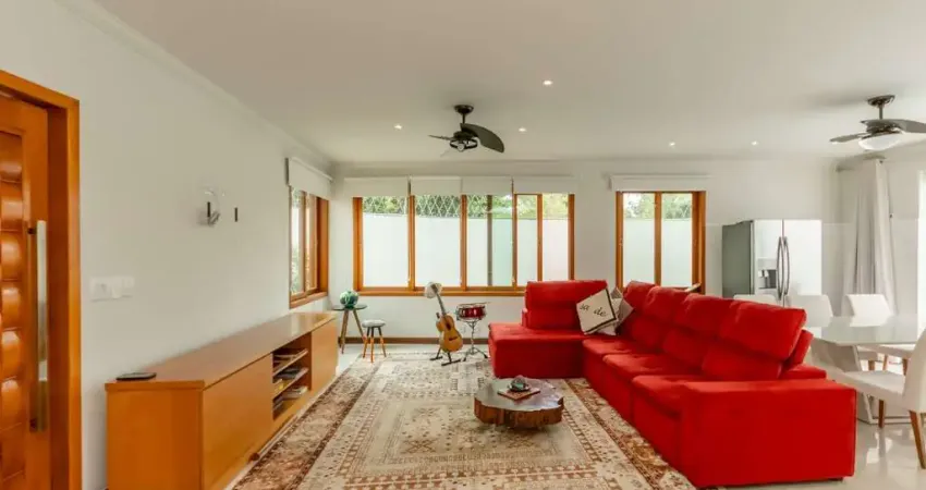 Atraente sobrado para venda em Jardim Sertãozinho com 3 quartos, sendo 1 suíte, 247m²