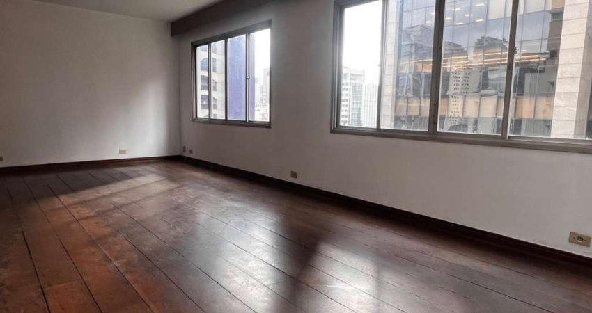 Funcional apartamento tipo para venda em Itaim Bibi com 3 quartos, sendo 1 suíte, 107m²