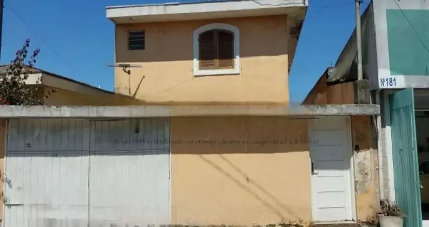 VENDO LINDO SOBRADO 03 DORMITÓRIOS NO BAIRRO VILA INGLESA!