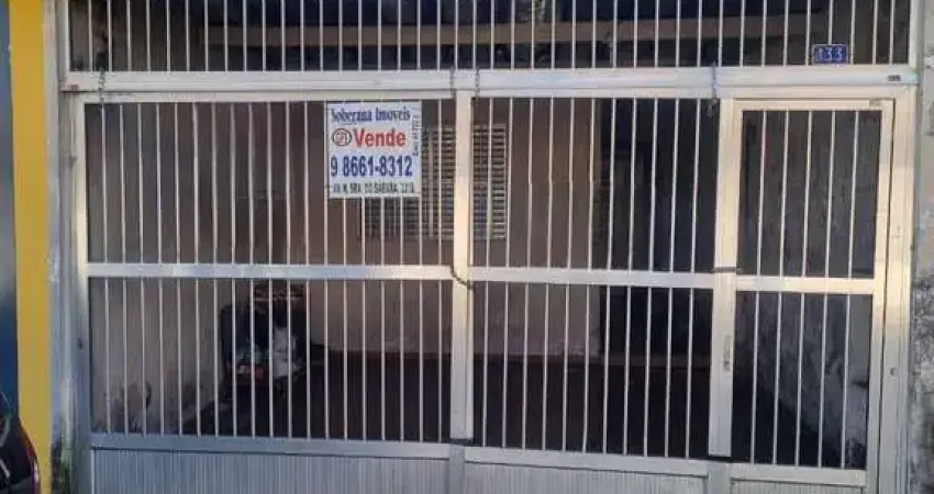 VENDO CASA COM DOIS QUARTOS E EDÍCULA NO BAIRRO JD. SANTA CRUZ!
