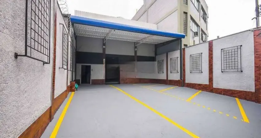 Barracão / Galpão / Depósito à venda na Rua Francisco dos Santos, Jardim Três Irmãos, Taboão da Serra