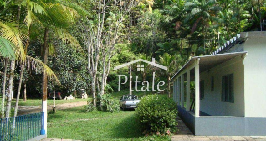 Chácara com 4 dormitórios à venda, 390000 m² por R$ 2.300.000,00 - Braço Grande - Miracatu/SP