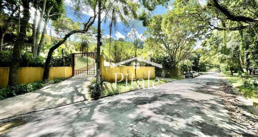 Casa com 4 dormitórios à venda, 336 m² por R$ 1.500.000,00 - Chácara Vale do Rio Cotia - Carapicuíba/SP