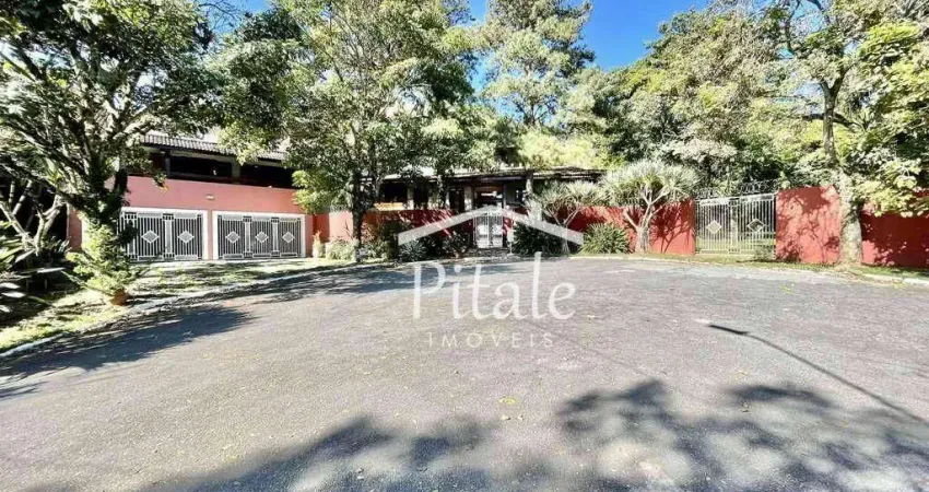 Casa com 5 dormitórios à venda, 446 m² por R$ 2.200.000,00 - Águas da Fazendinha - Carapicuíba/SP