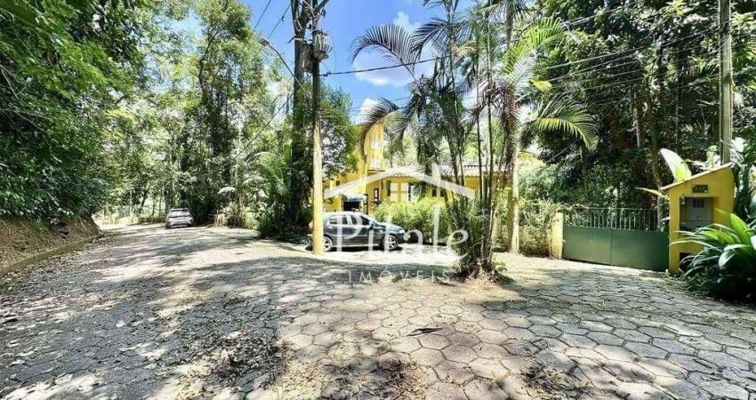 Sobrado com 3 dormitórios, 485 m² - venda por R$ 2.000.000 ou aluguel por R$ 7.999/mês - Chácara Agrindus - Taboão da Serra/SP