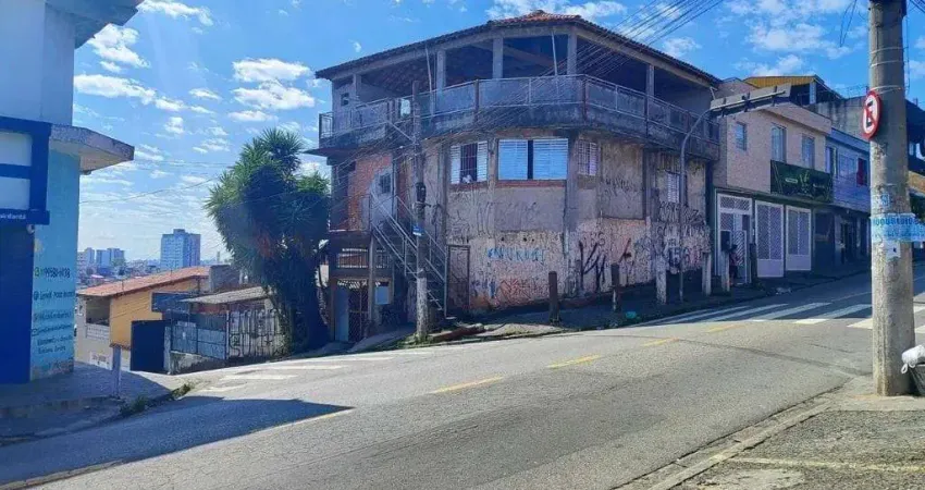 Sobrado com 4 dormitórios à venda por r$ 650.000,00 - vila capriotti - carapicuíba/sp