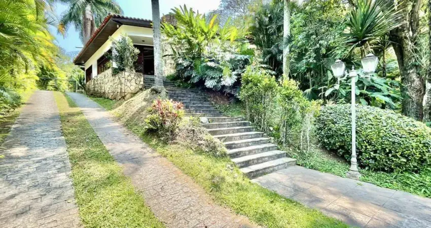 Casa à venda, 641 m² por r$ 2.600.000,00 - granja viana - cotia/sp