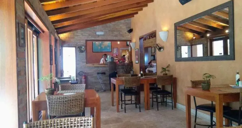 Casa com 5 dormitórios à venda, 1300 m² por r$ 3.990.000 - pedras - cotia/sp