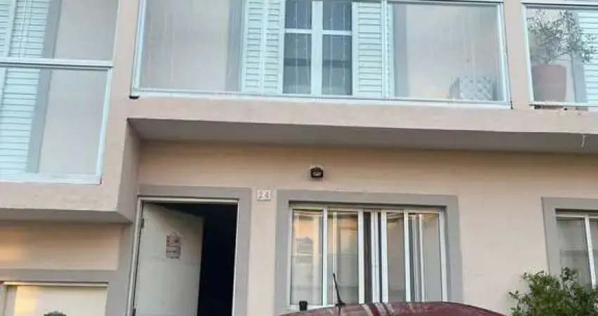 Casa em condomínio fechado com 2 quartos para alugar na Rua Albania, Outeiro de Passárgada, Cotia