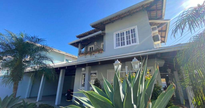 Casa com 5 dormitórios à venda, 348 m² por R$ 5.000.000,00 - Praia dos Amores - Balneário Camboriú/SC