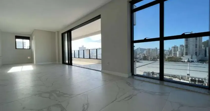 Apartamento com 3 dormitórios à venda, 118 m² por R$ 1.250.000,00 - Centro - Itajaí/SC