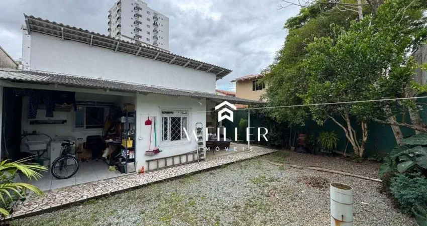 Casa com 3 dormitórios à venda por r$ 890.000,00 - centro - itajaí/sc