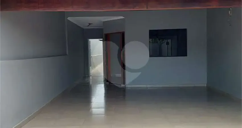 Casa com 2 quartos à venda ou para locação em Vila Real - SP