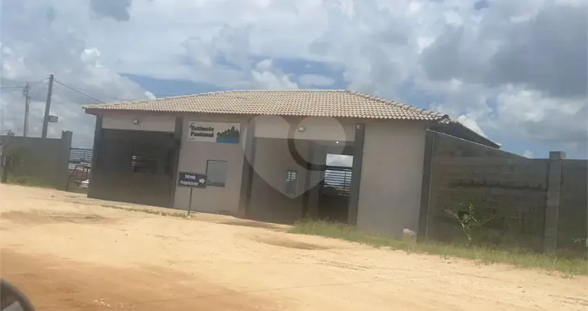 Terreno em condomínio fechado à venda na Rua Werner Habig, Chácaras Luzitana, Hortolândia