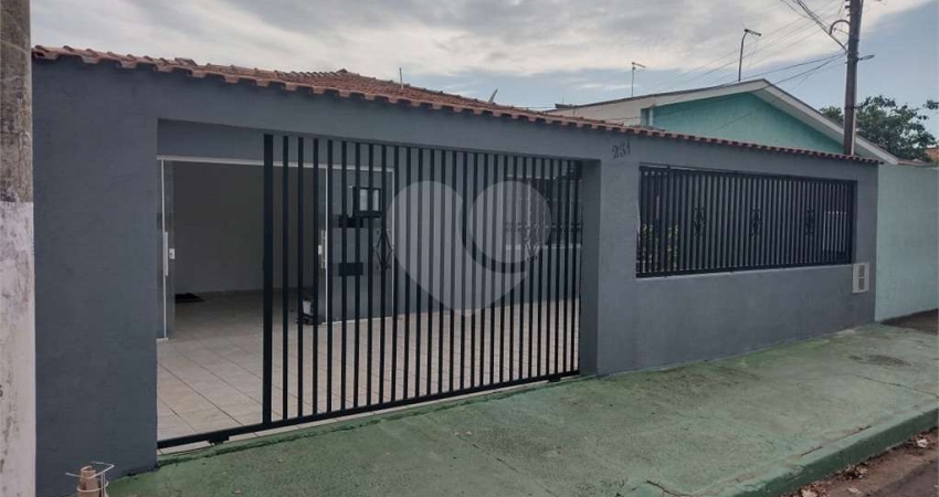 Casa com 3 quartos à venda em Loteamento Remanso Campineiro - SP