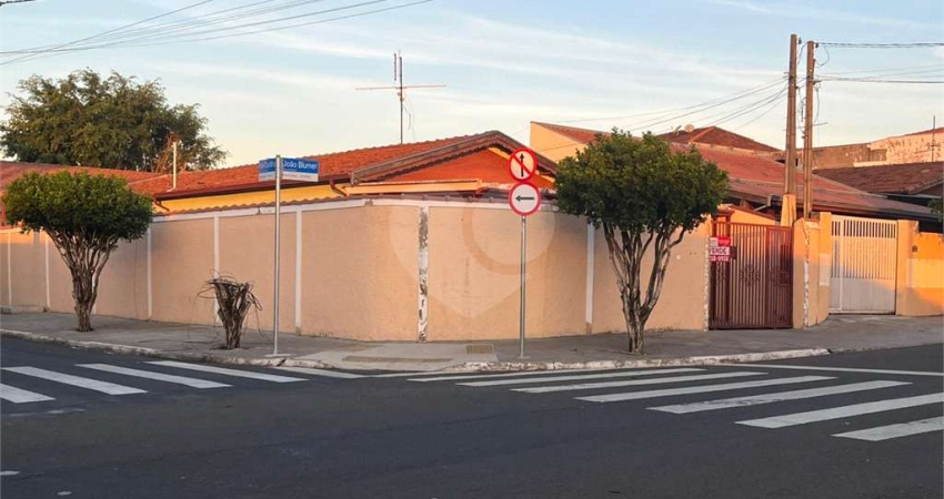 Casa com 3 quartos à venda em Loteamento Remanso Campineiro - SP