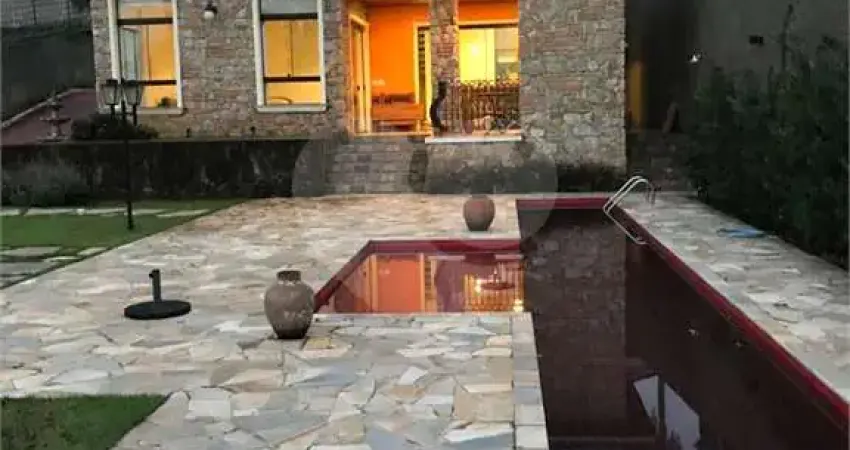 Casa com 3 quartos à venda na Dos Sabiás, Serra da Cantareira, Mairiporã