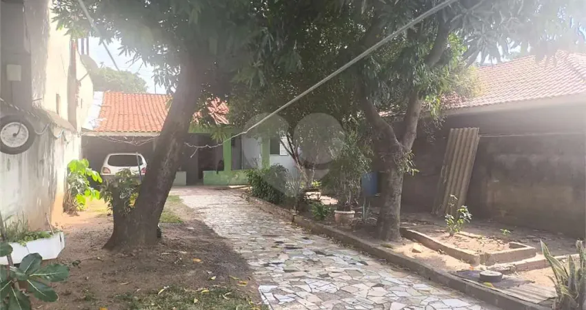Casa com 2 quartos à venda em Parque Dos Pinheiros - SP