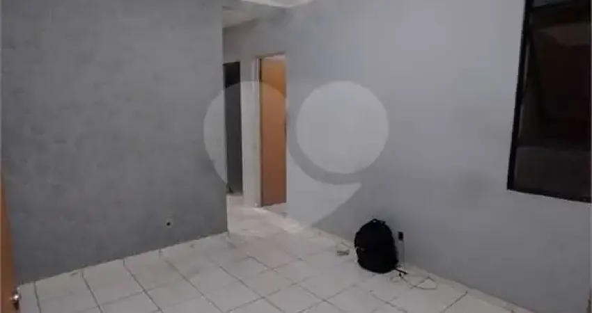 Apartamento com 2 quartos à venda em Parque São Jorge - SP
