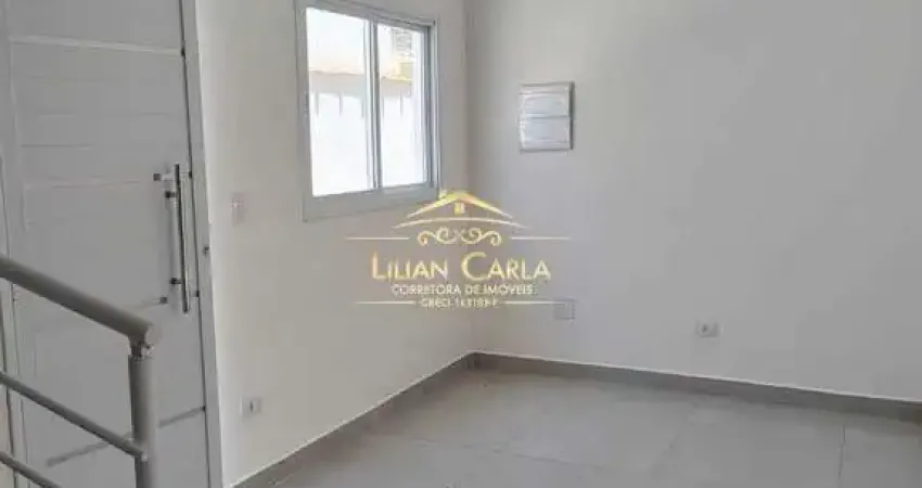 Sobrado em Condomínio à venda em Mongaguá com 2 dorm, 1 suíte, 1 vaga de garagem por R$ 295 MIL!