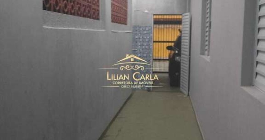 Casa à venda em Mongagua - Centro com 2 dorm, 2 banheiros e 2 vagas por R$ 400 mil