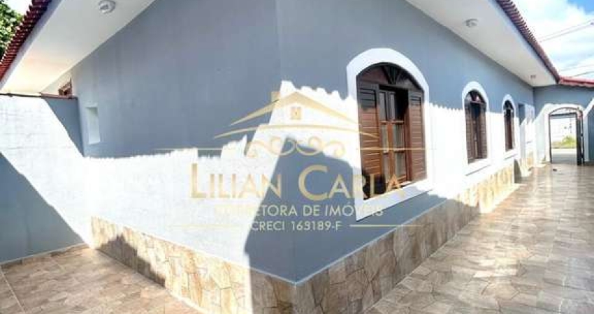 Casa à venda em Mongagua LADO PRAIA com 3 dorm, 1 suíte, ESPAÇO GOURMET COM PISCINA À PARTIR DE  R$ 500 MIL