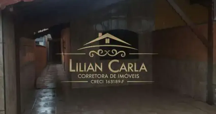 Casa à venda em Mongaguá LADO PRAIA com 2 dorm, 1 suíte por R$ 350 mil