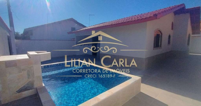 Casa à venda com acabamentos de alto padrão com 2 dorm, piscina por R$ 349.900