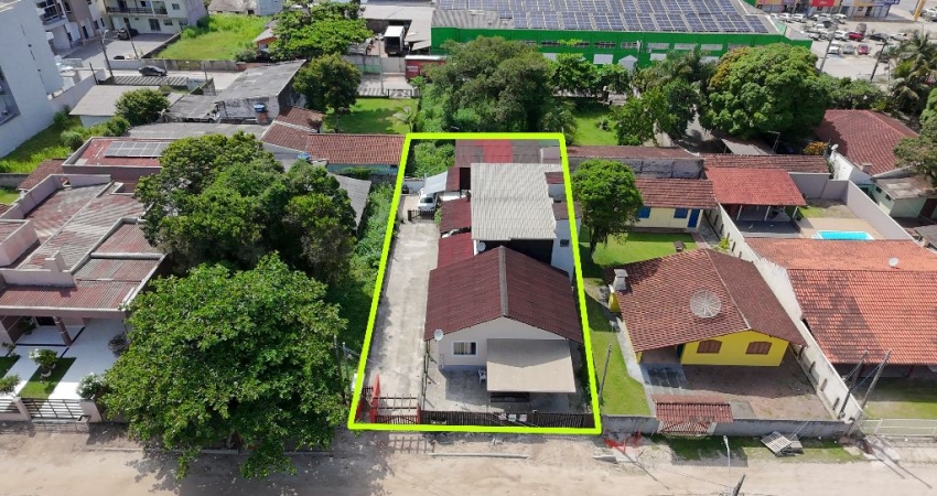 4 RESIDÊNCIAS EM 1 para Venda no bairro JARDIM PÉROLA DO ATLÂNTICO,  localizado no Coração da cidade de Itapoá / SC, região Centro.