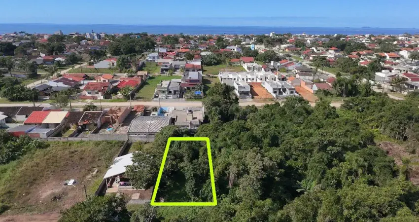 Terreno  de 360 m² para Venda no bairro CAMBIJÚ, localizado no Centro da cidade de Itapoá/SC