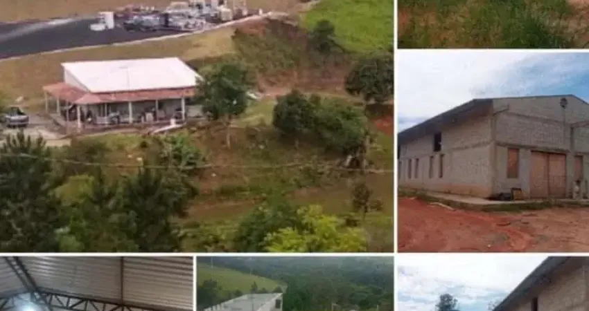 Área com 27.000m² em Jardim Piatã B  -  Mogi das Cruzes