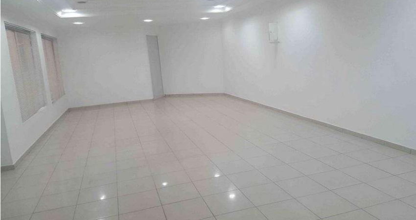 Ótima loja para locação no calçadão da Sete de Abril com 431m²