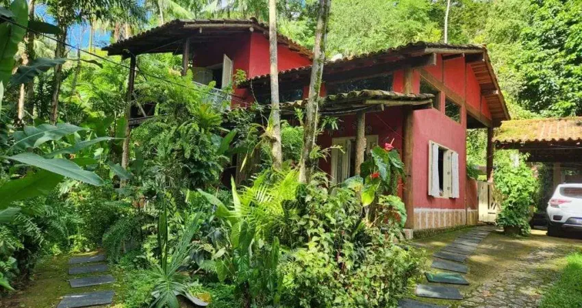 Charmoso Sitio à venda em Paraty-RJ, bairro Pedras Azuis: 2 quartos, 2 suites, 1 sala, 2 banheiros, 2 vagas, 60.250m²